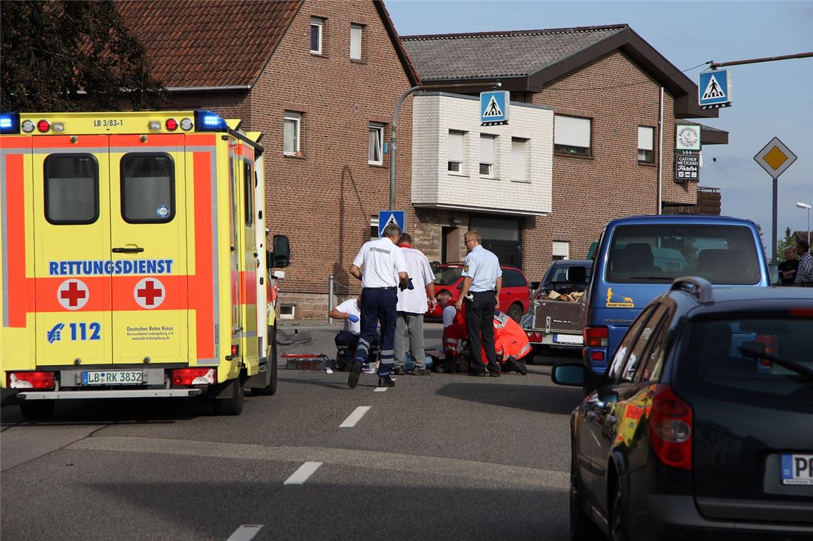 911_0008_41822_mar_Toedlicher_Unfall_Oetisheim_210913_1