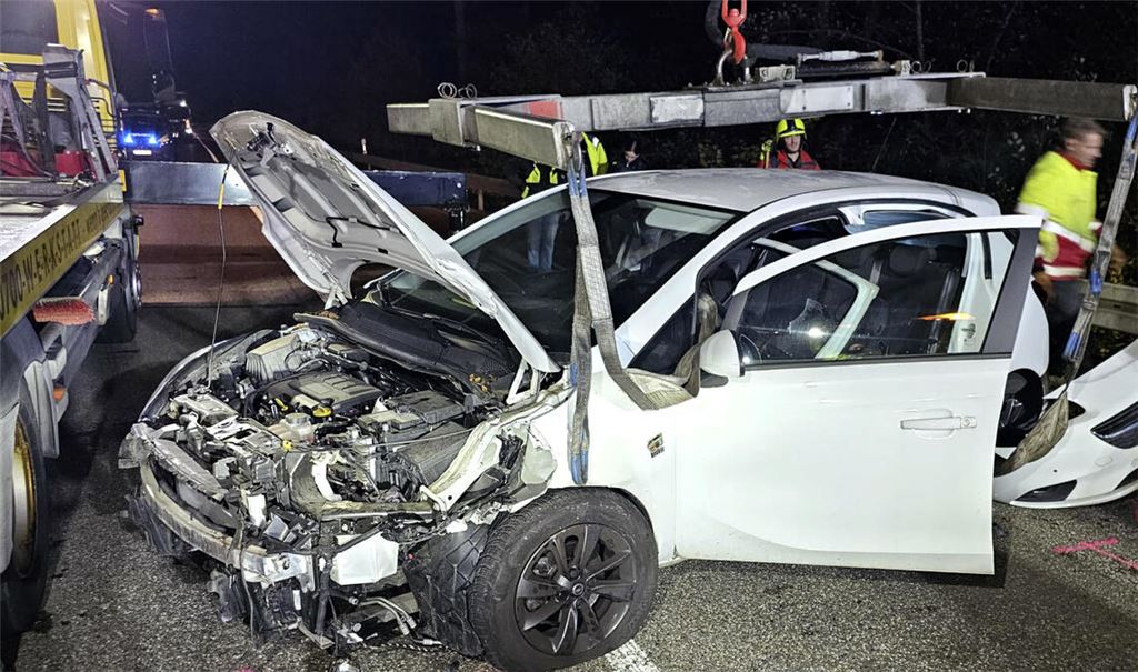 Auf Schlingerfahrt auf der B10 folgt Kollision