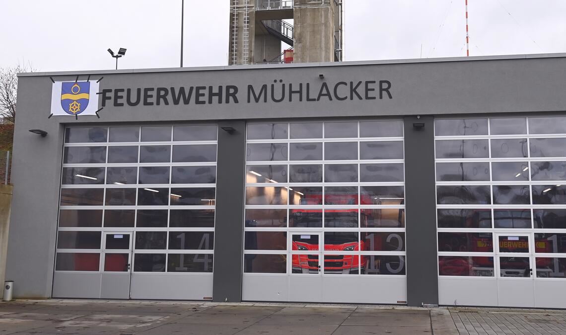 Feuerwehr Mühlacker jetzt mit Schriftzug