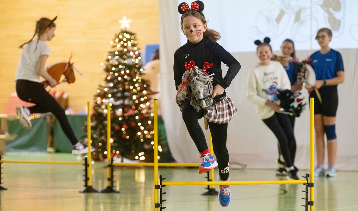 Die „Action-Kids“ des TSV Ötisheim machten Hobby-Horsing. Foto: Fotomoment