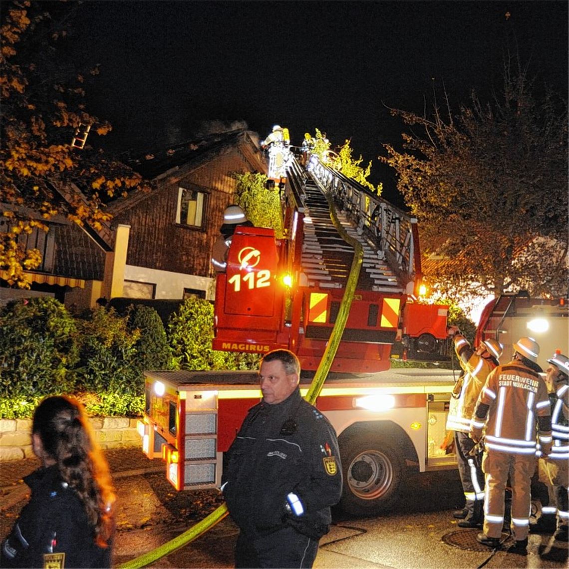 Dachstuhlbrand verwüstet Wohnhaus