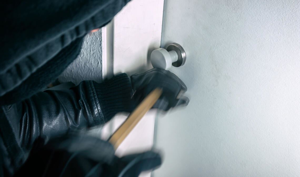 75-Jährige vertreibt Einbrecher