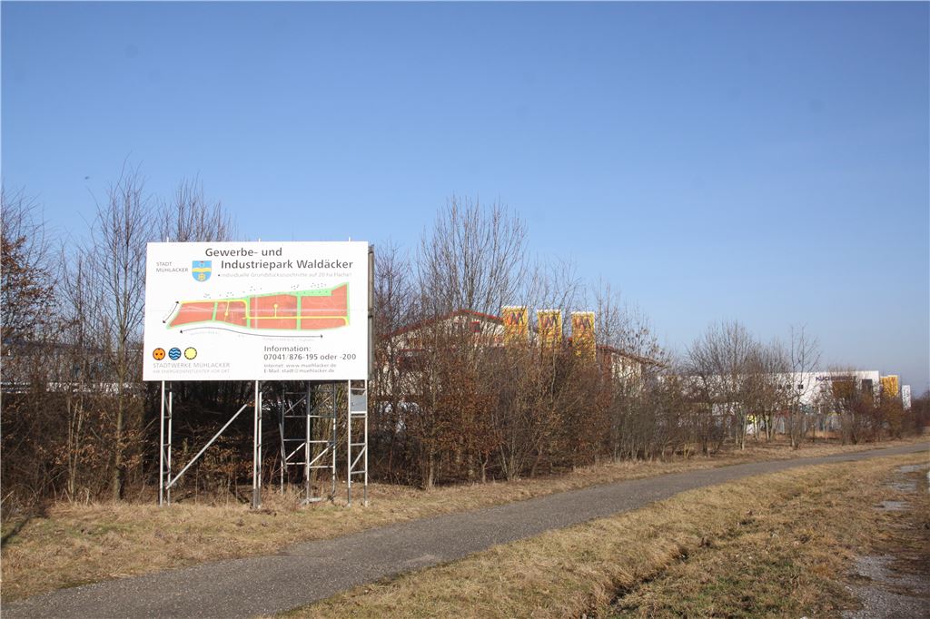 911_0008_29587_ts_Waldaecker_Schild_Gebaeude