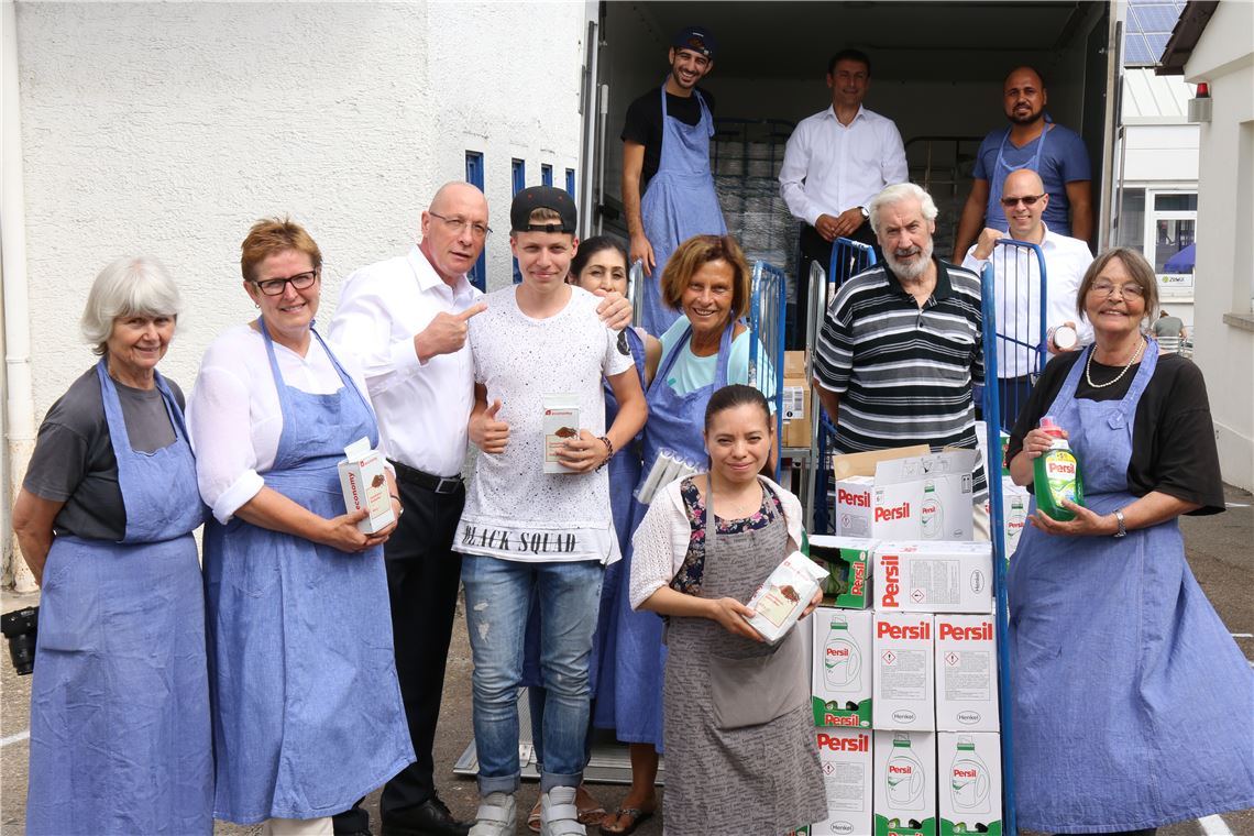 911_0008_67735_lh_Porsche_Tafelladen