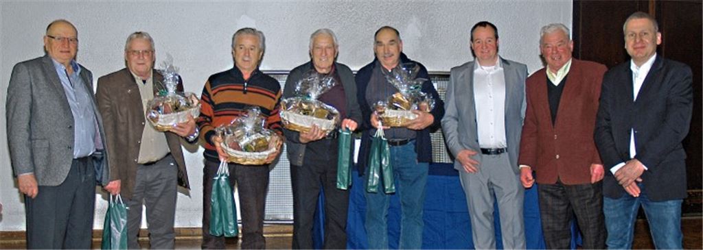 Kindergarten-Kinder dürfen Kartoffeln anbauen