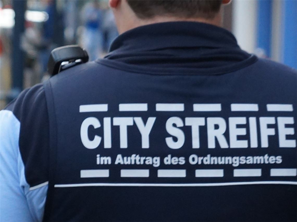 911_0008_49381_p_f_G_Security_auf_Citystreife