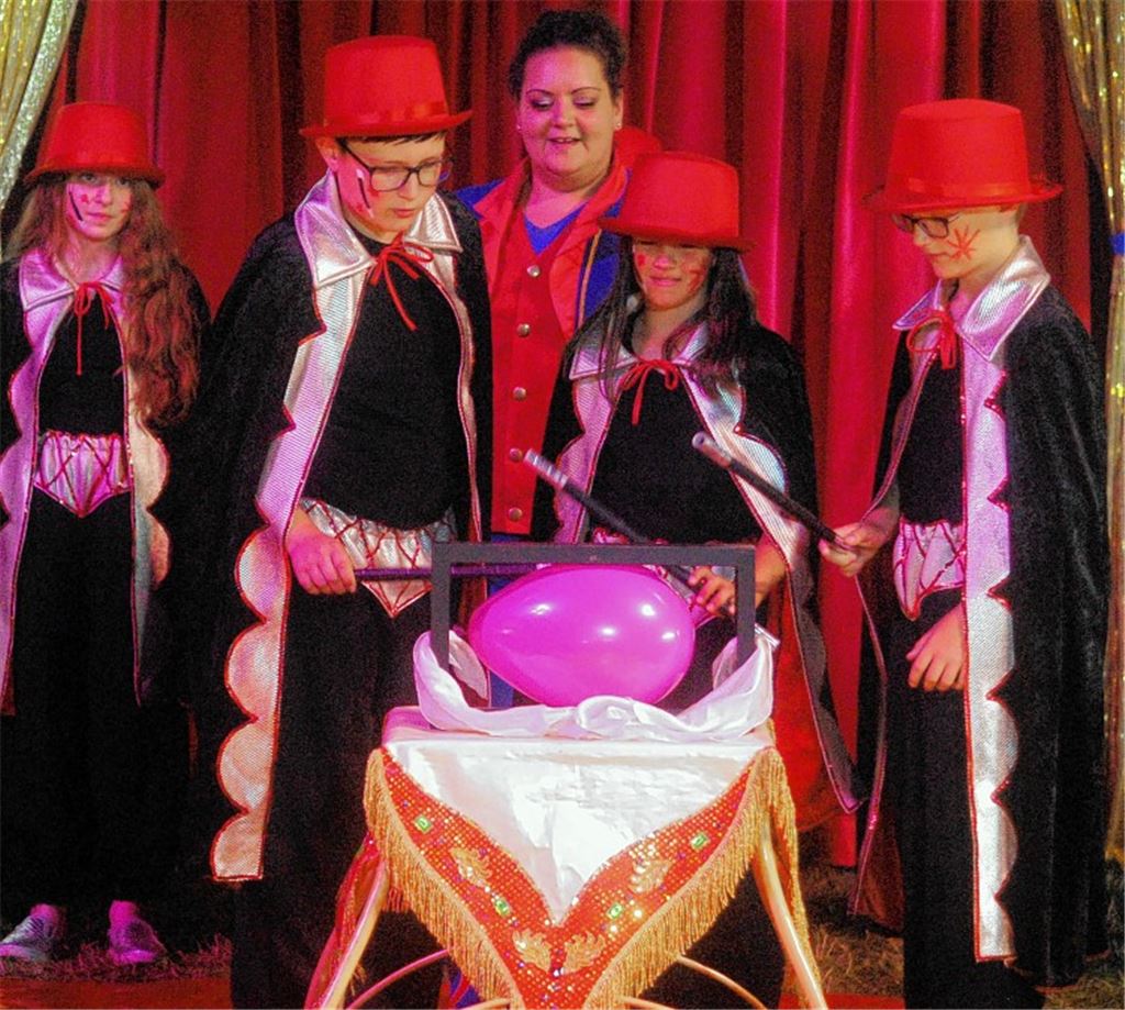 Zirkuskuppel statt Klassenzimmer