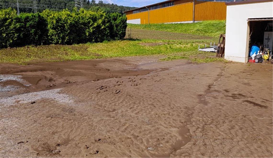 Regenwasser strömt ins Musikerheim