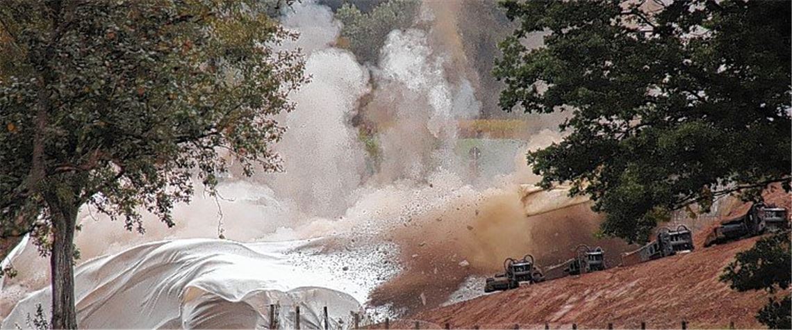 Egelseebrücke liegt in Trümmern