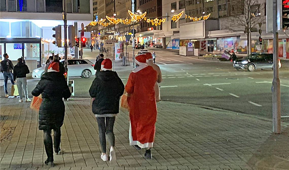 Junge Nikoläuse fordern bessere Ausbildung