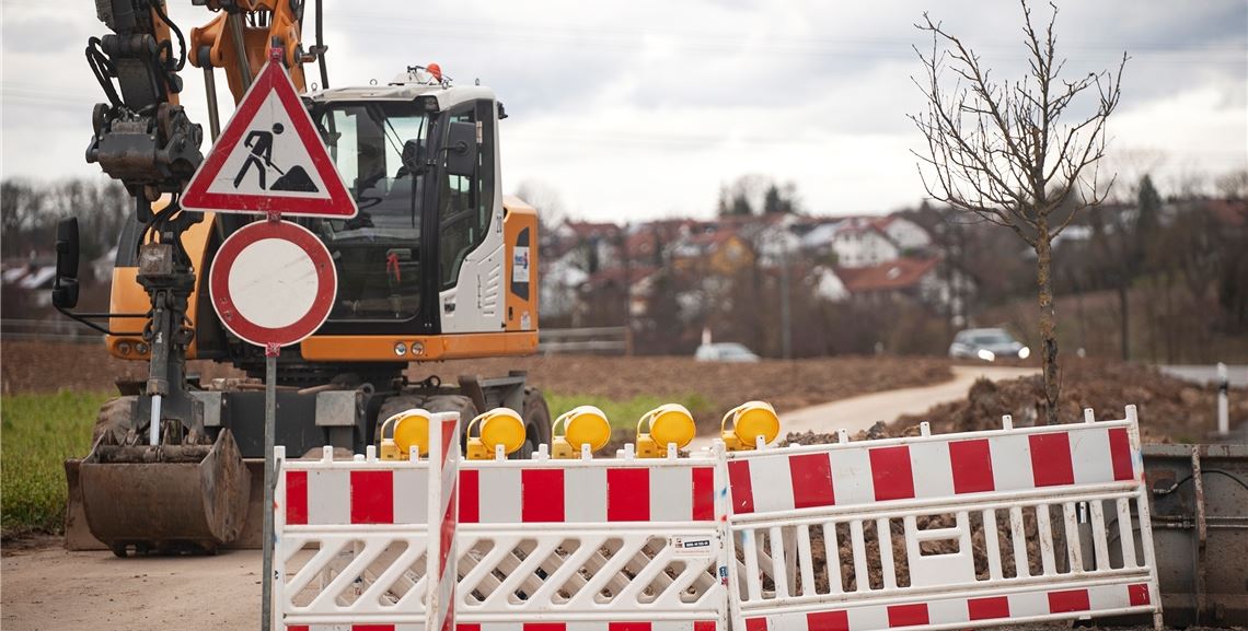 Glasfaserausbau stoppt Radfahrer Glasfaserausbau stoppt Radfahrer
