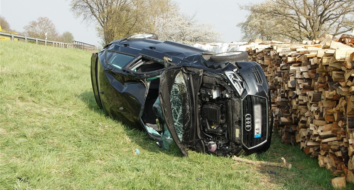 Überschlag auf der B35 Überschlag auf der B35