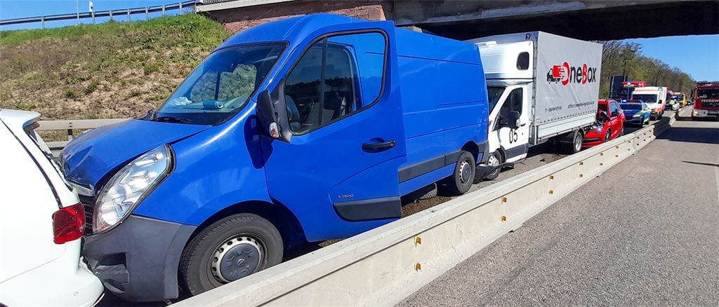 Kettenreaktion auf der A8