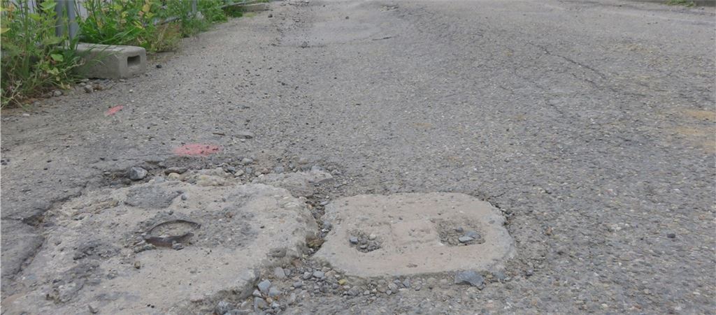 Zufahrt wird saniert