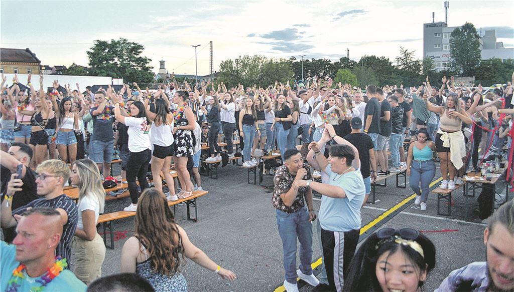 Ziegelei wird zur Partyzone
