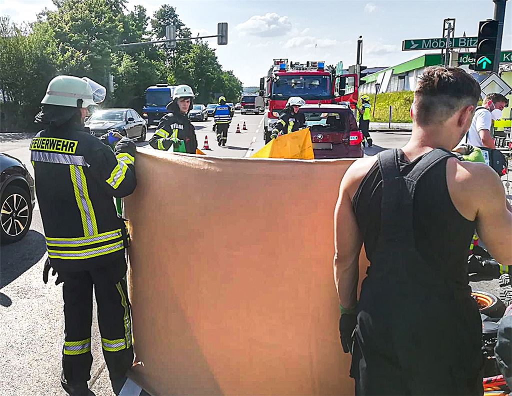 Schwarze Serie auf den Bundesstraßen