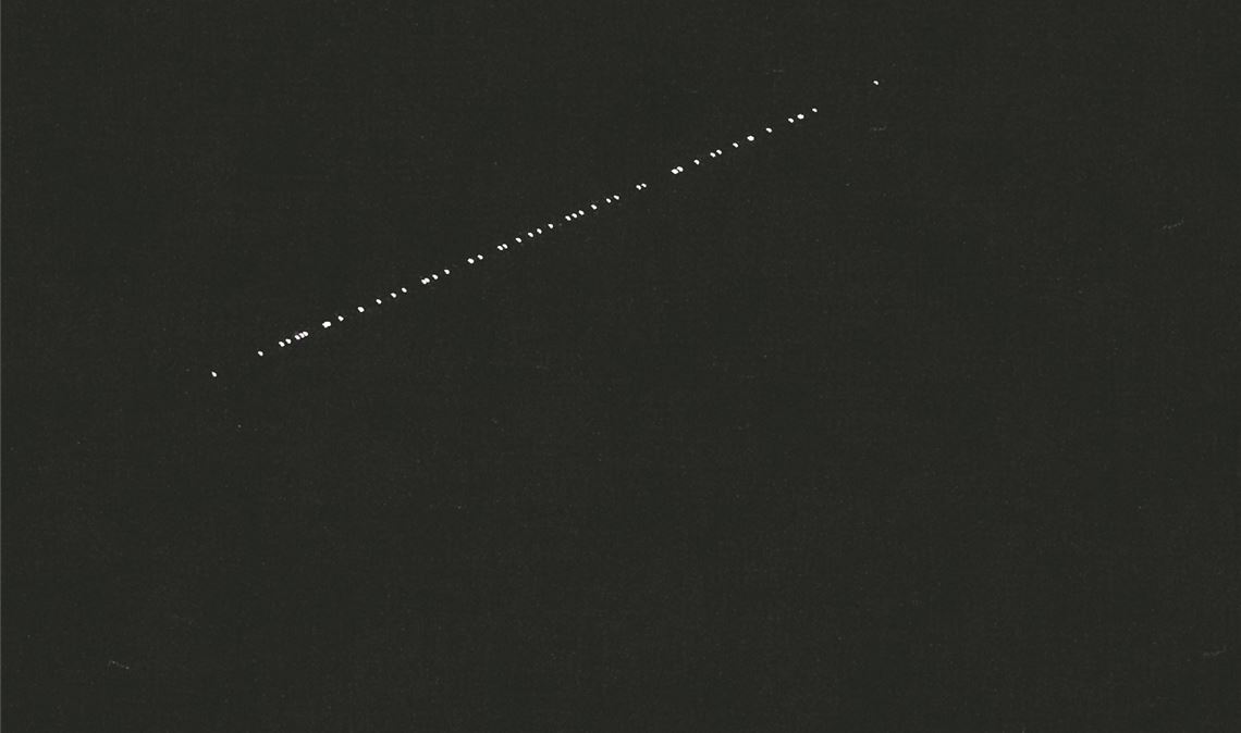 Rasende Lichtperlen ziehen Blicke auf sich Rasende Lichtperlen ziehen Blicke auf sich