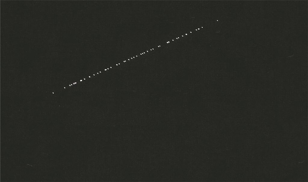 Rasende Lichtperlen ziehen Blicke auf sich 