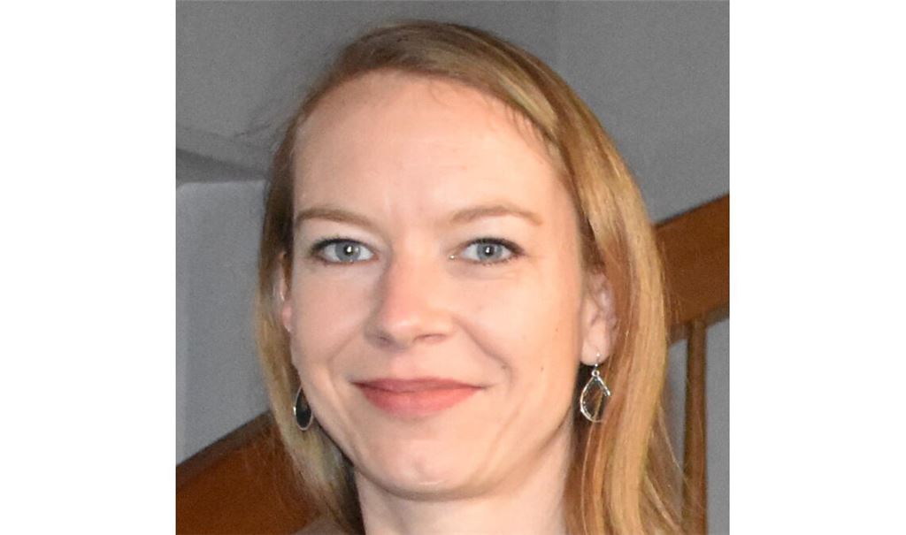 „Jugendliche entwerfen Logo“