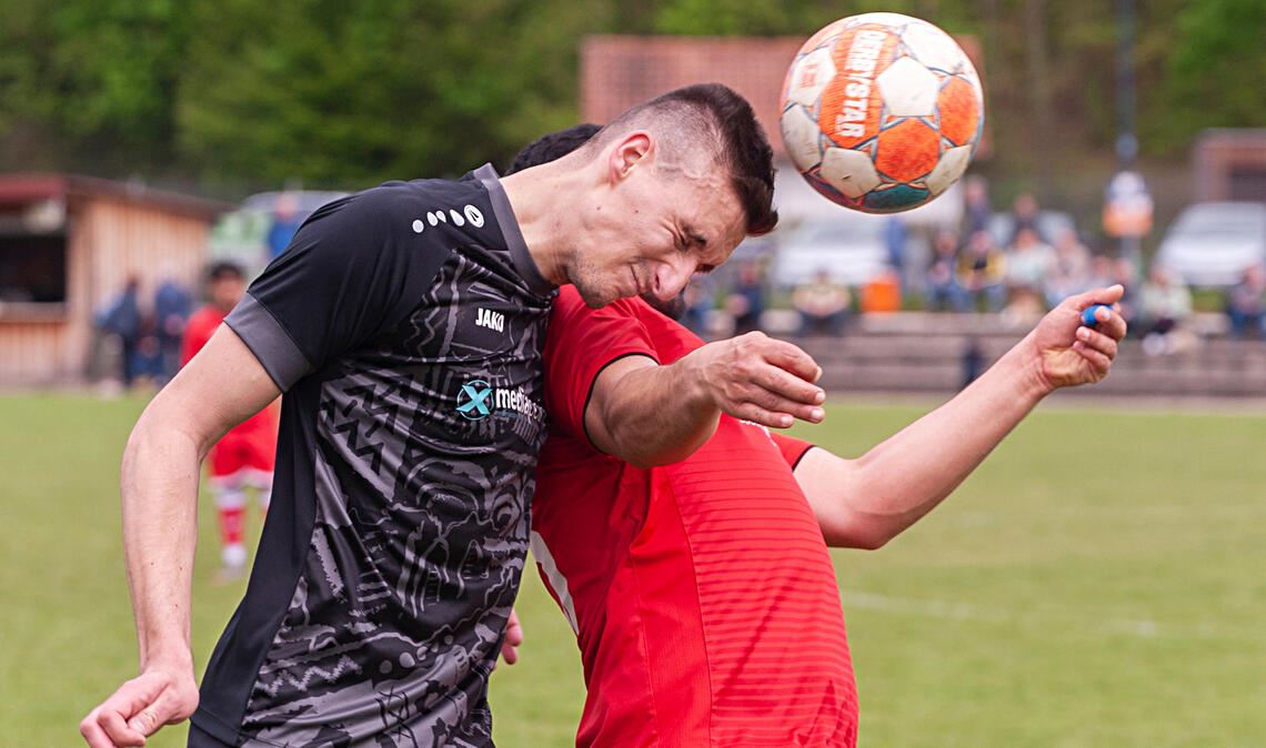 Der FV Lienzingen rutscht mit einem 2:2 wieder auf den zweiten Platz, der Ausfteig bleibt aber in Reichweite.