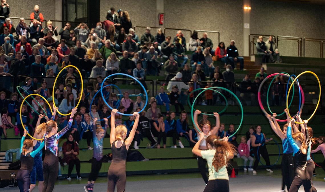 Sanierung der Enztalsporthalle wird teuer – Stadt hofft auf Hilfe vom Bund Sanierung der Enztalsporthalle wird teuer – Stadt hofft auf Hilfe vom Bund