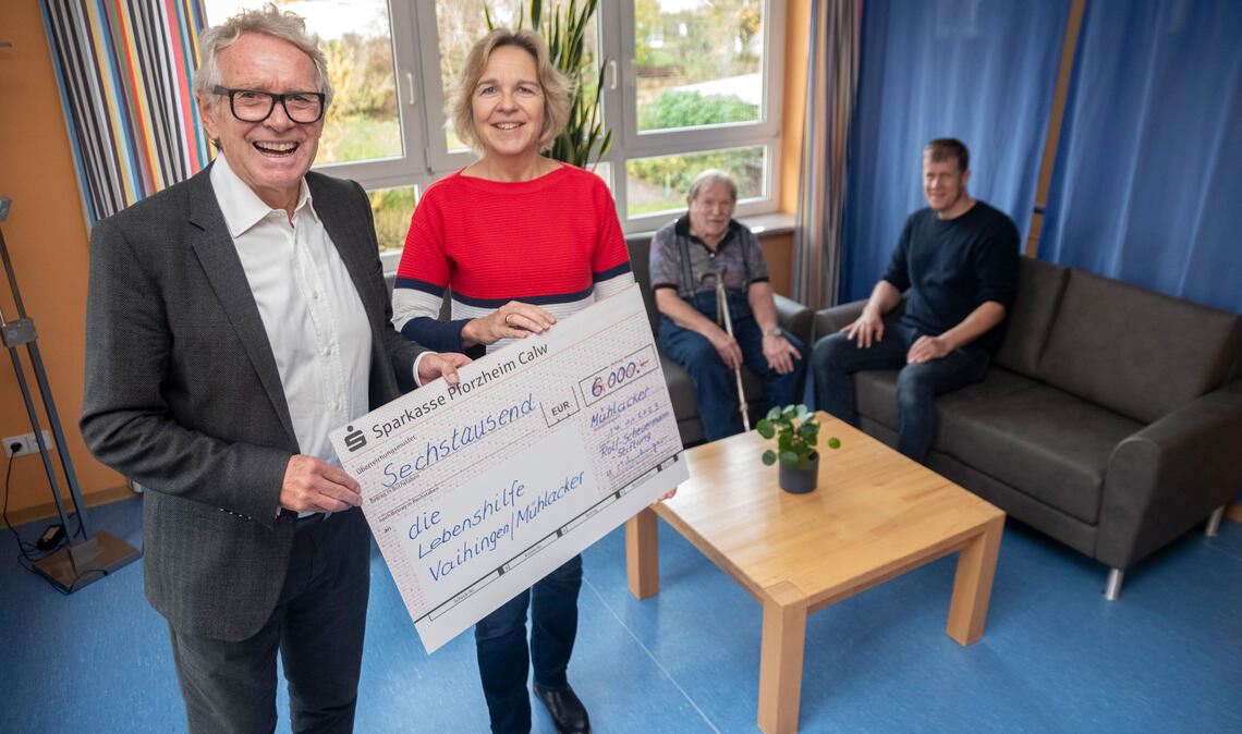 Neues Sitzgefühl dank der Scheuermann-Stiftung