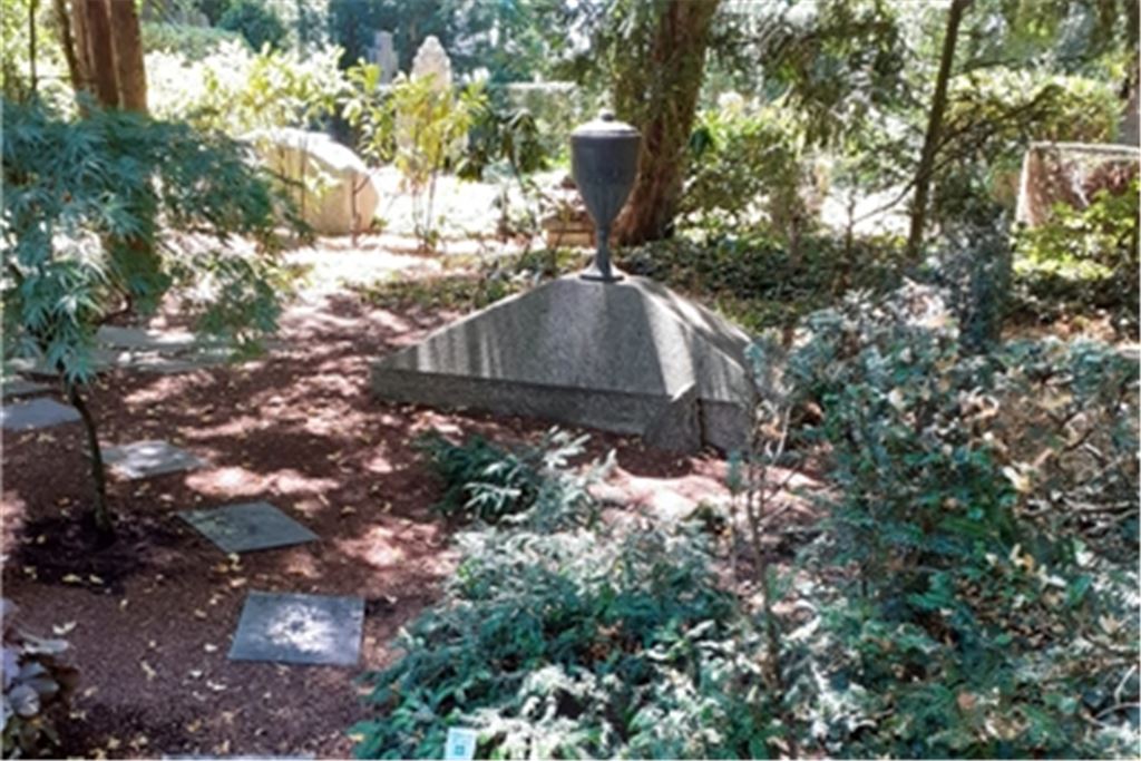 Diebe auf dem Friedhof