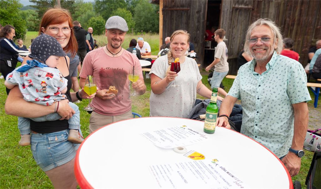 Schützingen feiert „Kühlweinfest“