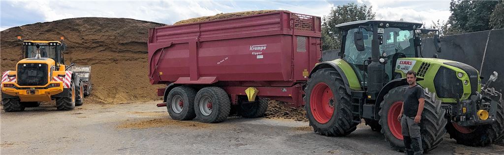 Biogasanlage hilft Bauern
