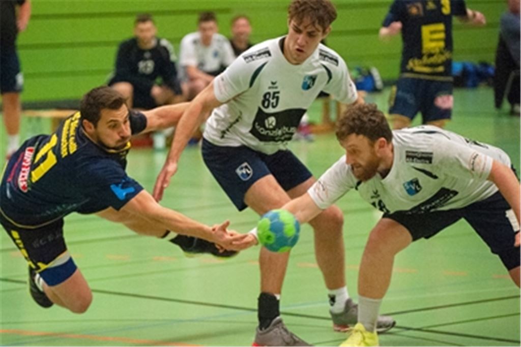 Blau-Gelb Mühlacker kämpft im Heimspiel gegen Langensteinbach II zwar, verliert aber letztlich. Foto: Fotomoment.
