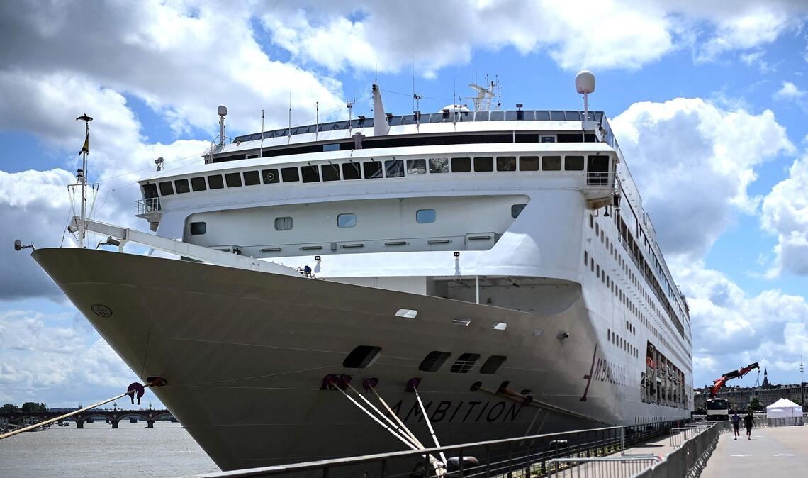 Blick auf das Kreuzfahrtschiff «Ambition».