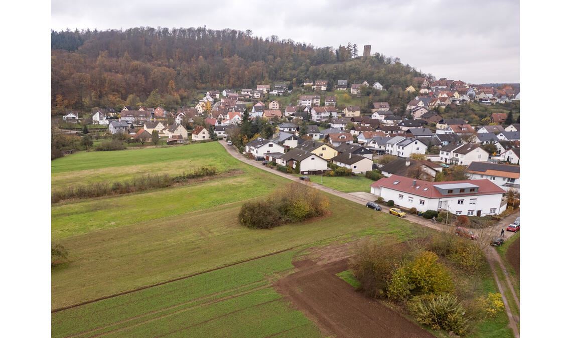 Blick auf den Bereich, in dem das Baugebiet entstehen soll. Foto: Fotomoment