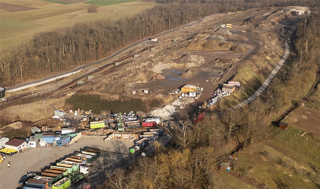 Blick auf die Deponie „Hamberg“ in Maulbronn: Ob sie wie geplant um einen sechsten Abschnitt erweitert werden kann, hängt auch vom Denkmalschutz ab. Foto: Archiv