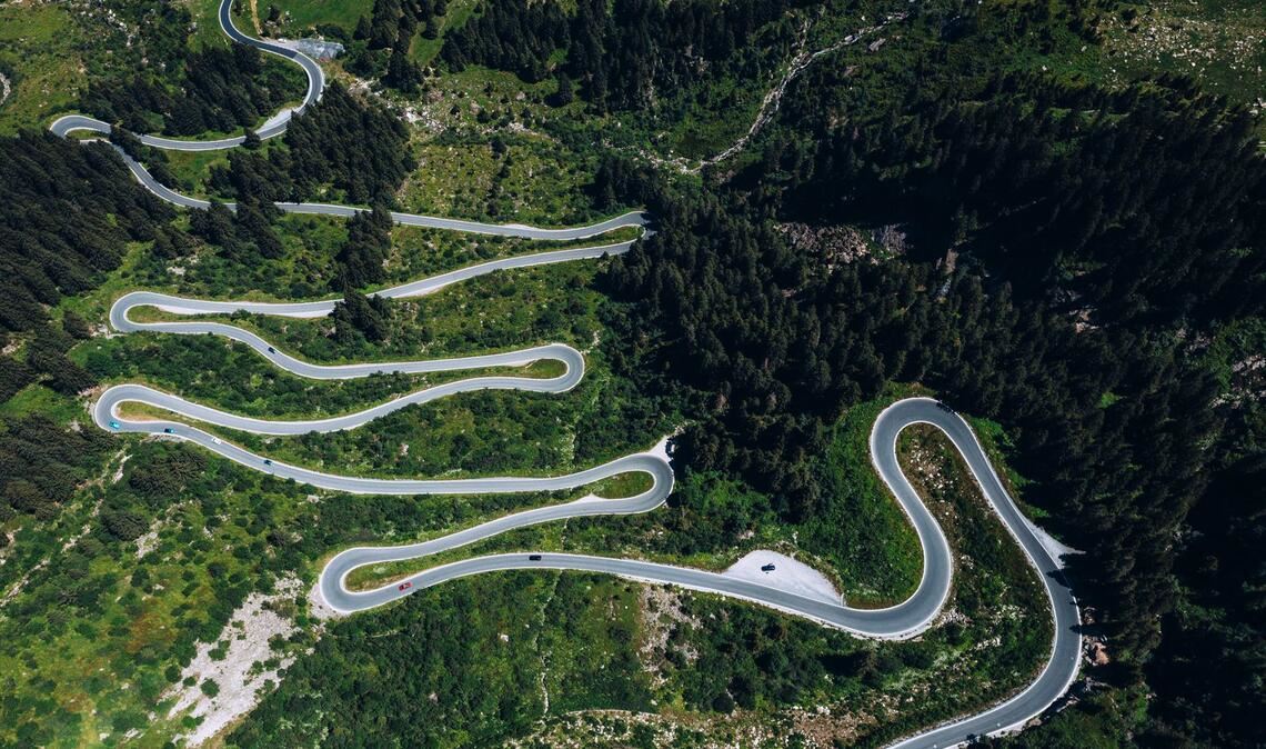 Blick auf die Silvretta-Hochalpenstraße mit der Bielerhöhe.