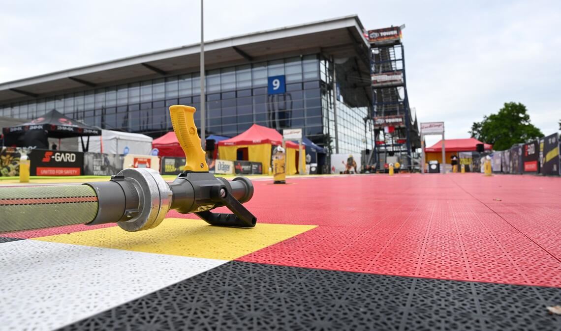 Blick auf die Wettkampf-Strecke auf der Rettungsmesse Interschutz.