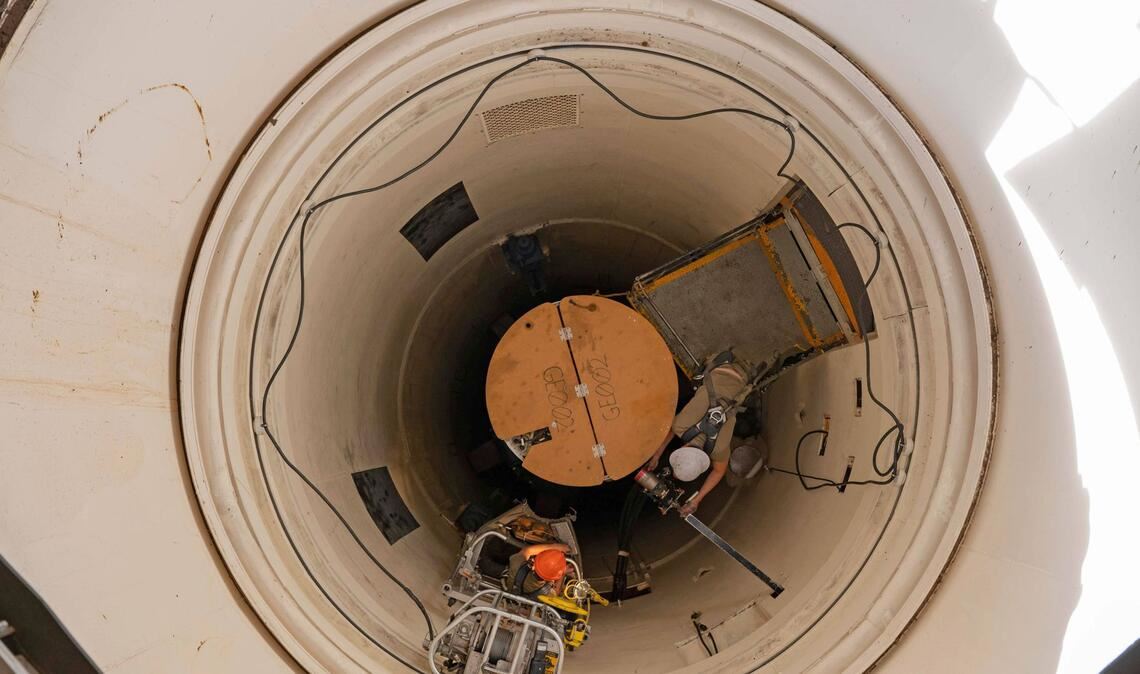 Blick in den Bunker einer US-Interkontinentalrakete vom Typ Minuteman III.