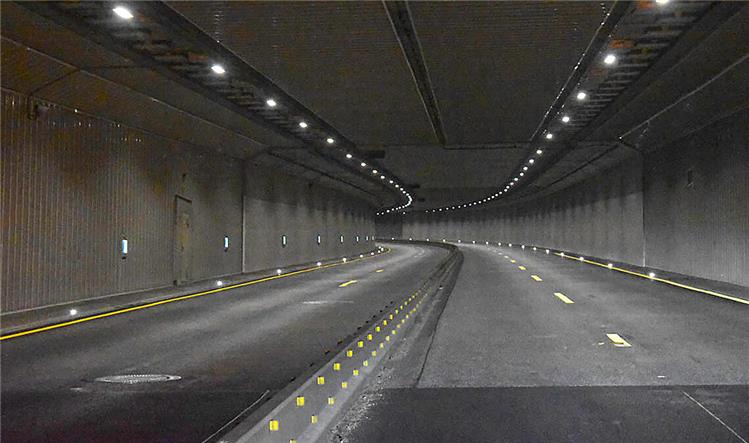 Noise barrier tunnel receives additional warning signals