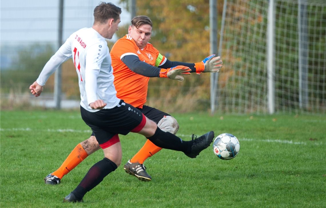 Blitzstart: Das 1:0 für den TSV Wiernsheim durch Tim Dettinger in der 6. Minute Foto: Fotomoment