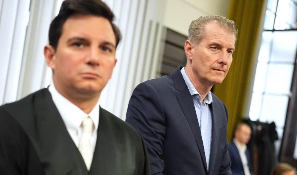 Blocks Ex-Mann Stephan Hensel lebt in Dänemark.