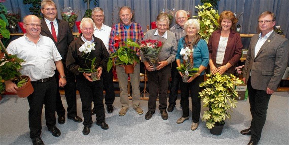 Blumenschmuck Blumenschmuck