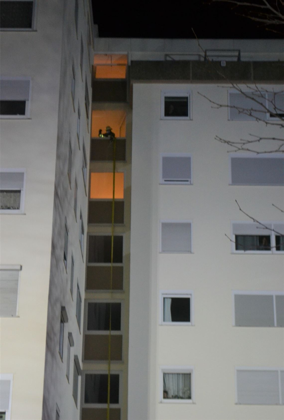 Brand im sechsten Obergeschoss.myro