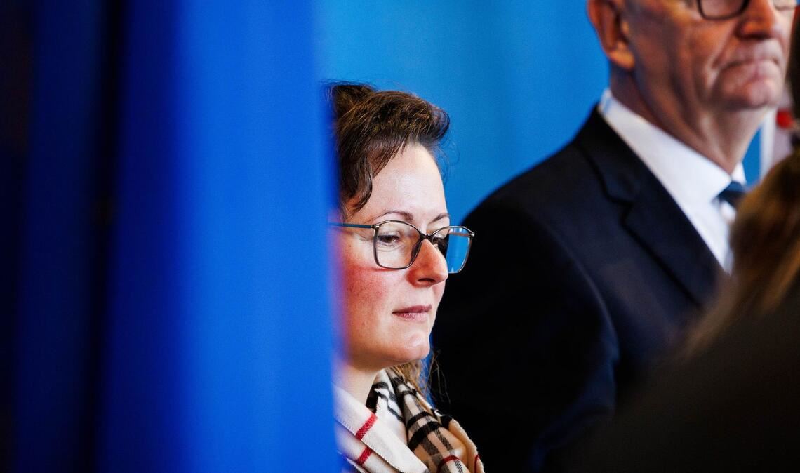 Brandenburgs Agrarministerin Hanka Mittelstädt und Brandenburgs Ministerpräsident Dietmar Woidke (beide SPD) sprechen von einer besorgniserregenden Situation.