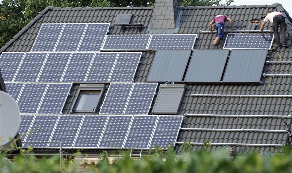 Bricht der Einbauer neuer Solaranlagen ein?
