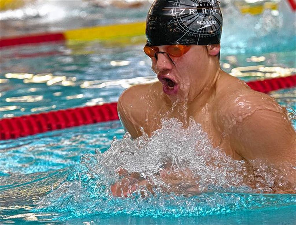 Brustschwimmen ist die Paradedisziplin von Philipp Eggerer. Archivfoto: Geltz