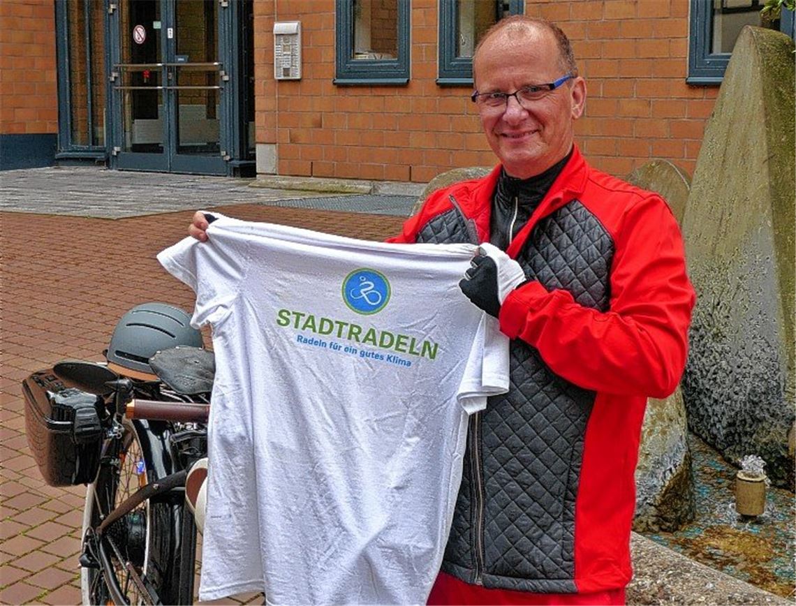 Bürgermeister Abicht tritt in die Pedale