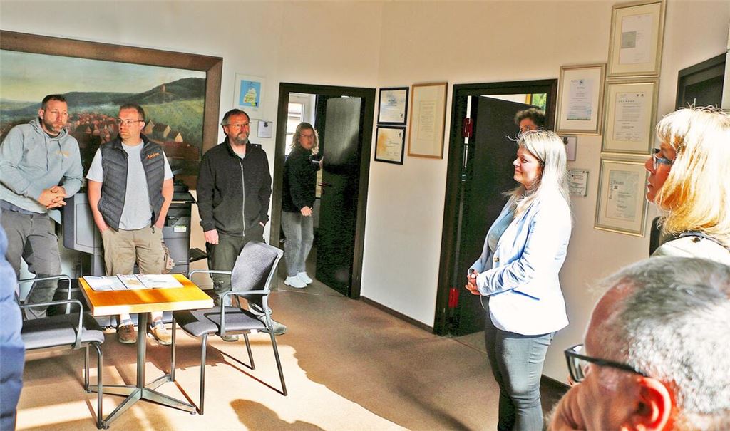 Bürgermeisterin Antonia Walch spricht im Rathaus mit betroffenen Unternehmern. Fotos: Schüller