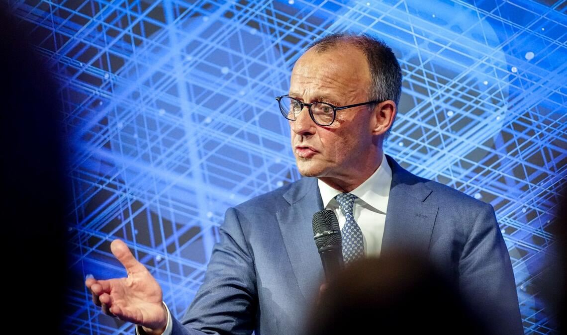 Bundeskanzler Friedrich Merz stimmt die Menschen auf Reformen ein.