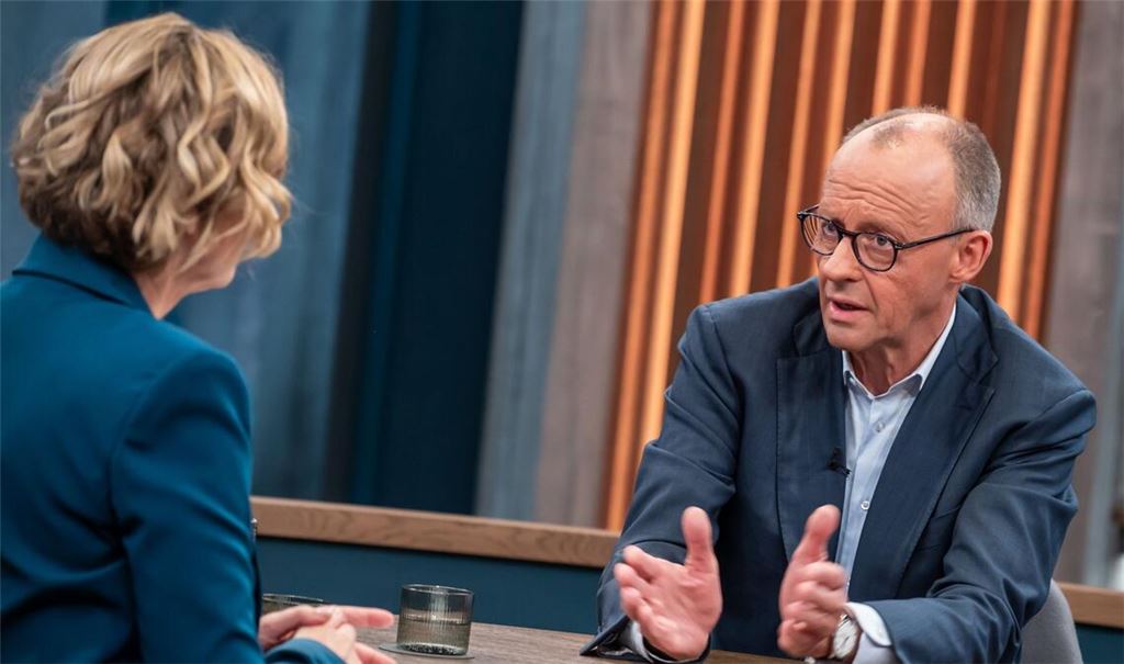 Bundeskanzler Merz im Gespräch mit ARD-Moderatorin Miosga.