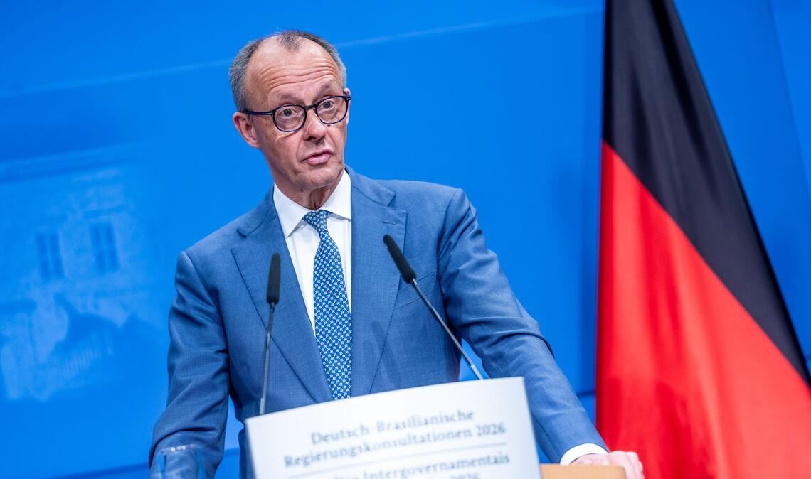 Bundeskanzler Merz lässt offen, wie er einem möglichen Treibstoffmangel begegnen will.