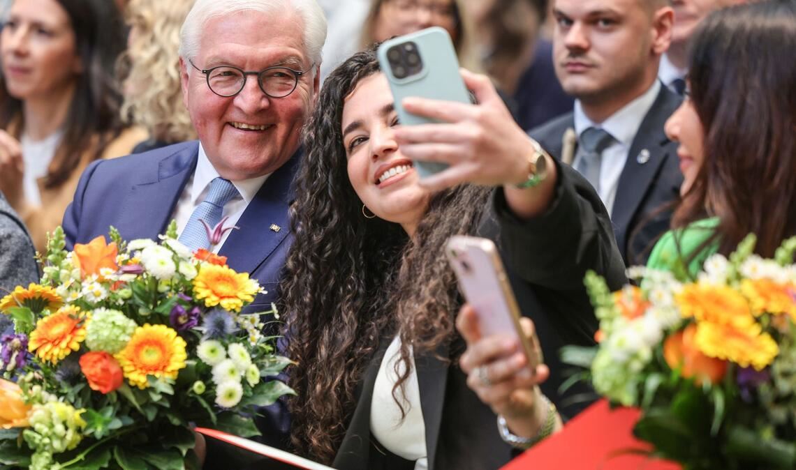 Bundespräsident Frank-Walter Steinmeier nahm im April 2025 an einer Einbürgerungsfeier in Köln teil. (Archivfoto)